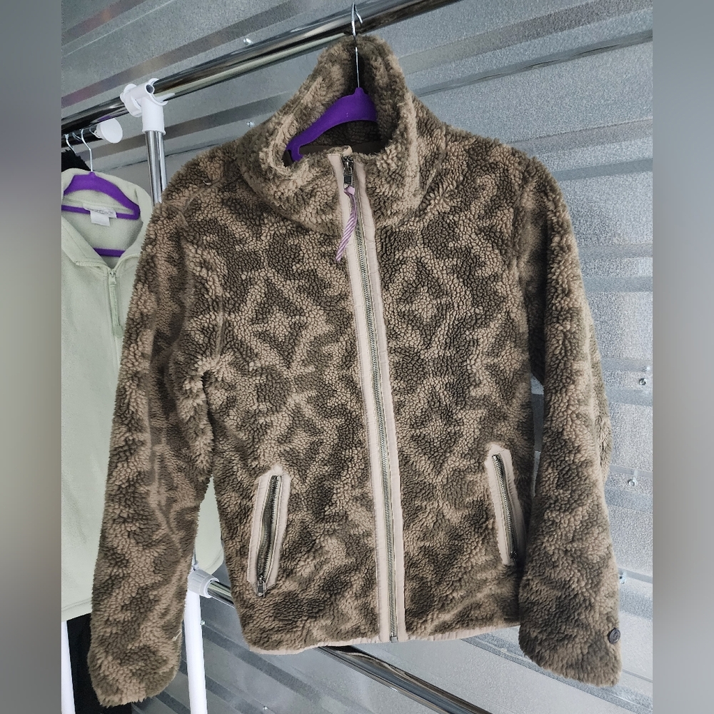 Patagonia fleece jacket.